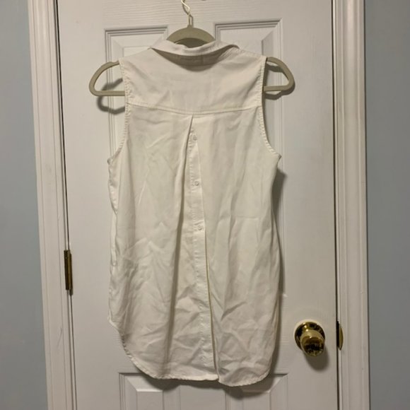 Cloth & Stone Lynden Chambray Split Back Top XS - Picture 5 of 11